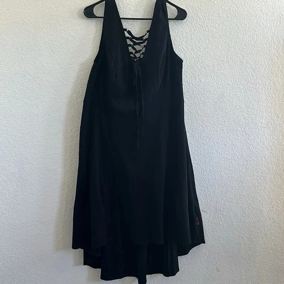 TRIPP x torrid Lace-Up Dress size 2X - Picture 4 of 9